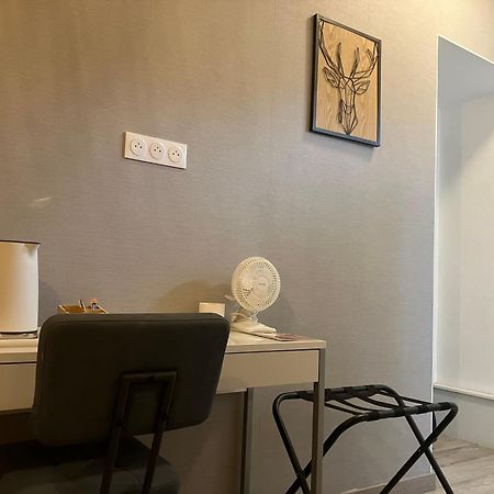 Hotel Du Nord Chambres Familiales Fontaines  外观 照片