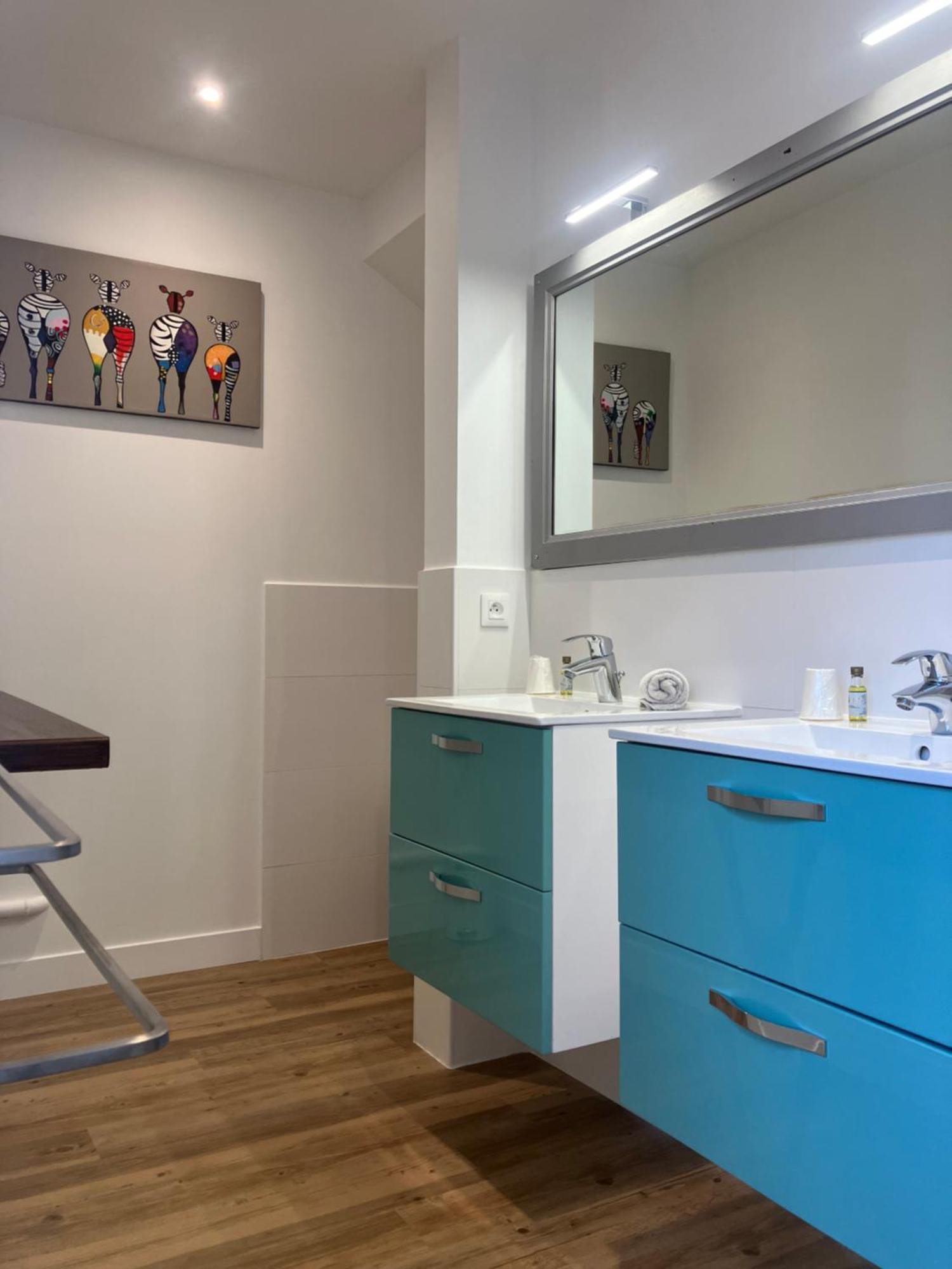 Hotel Du Nord Chambres Familiales Fontaines  外观 照片